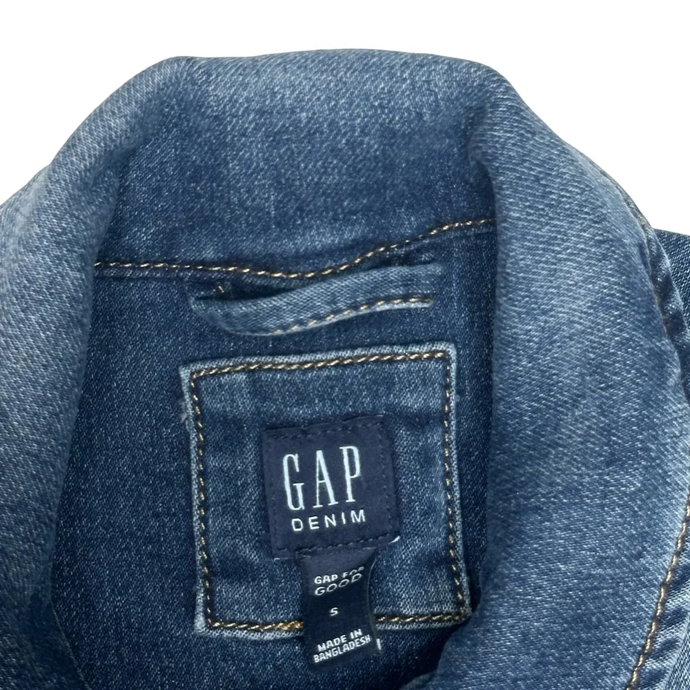 Gap‎ Denim Jacket